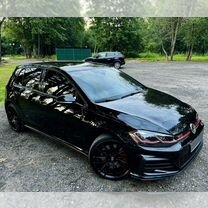 Volkswagen Golf GTI 2.0 AMT, 2017, 222 000 км, с пробегом, цена 2 700 000 руб.