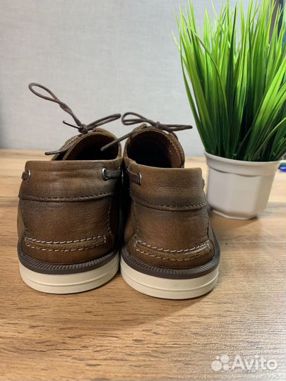 Мужские топсайдеры