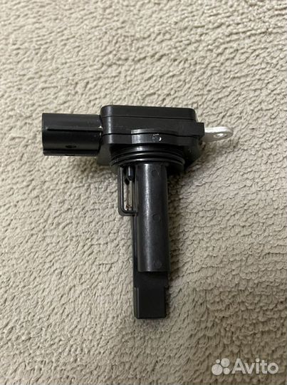 22204-0V020 Toyota Расходомер воздуха (массметр)