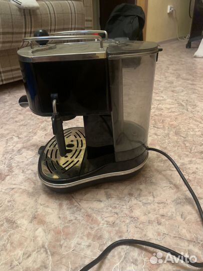 Продам кофемашину Delonghi