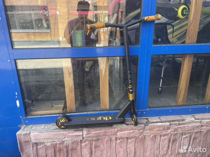 Трюковой самокат новый