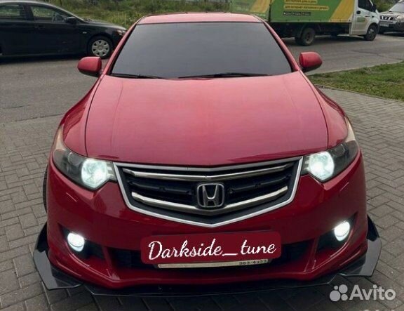 Сплиттер накладка на бампер чёрный глянец