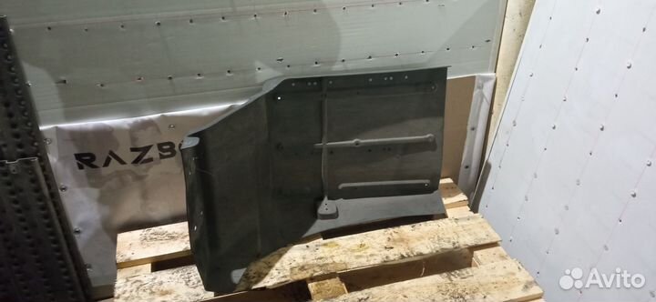 Передняя часть подкрылка MAN TGA 2005