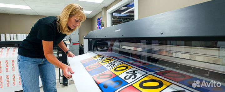Печать баннеров, плакатов, наклеек за день