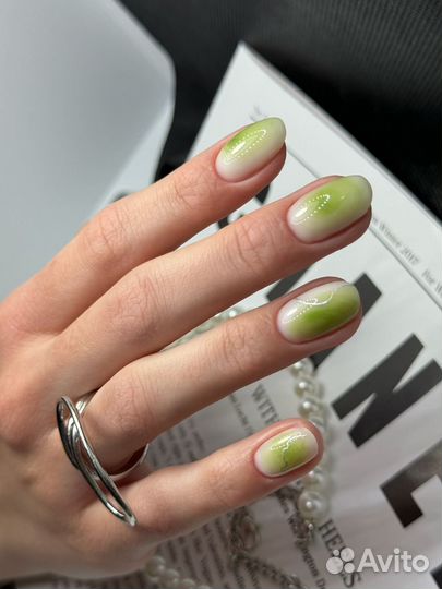 Маникюр педикюр