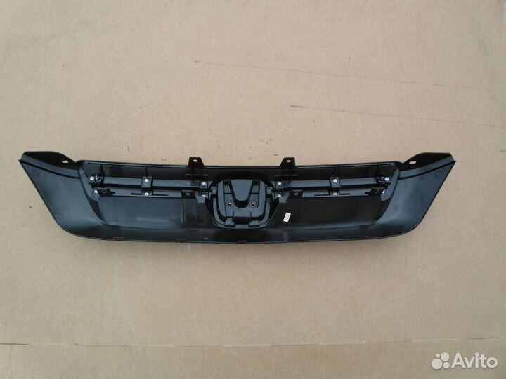 Решётка радиатора не крашеная Honda CR V 3 дорест