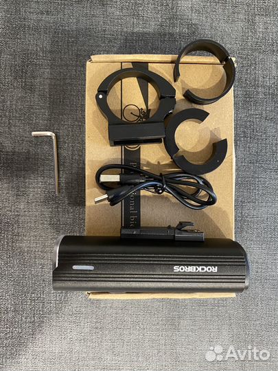 Велофонарь передний Rockbros R3-1000