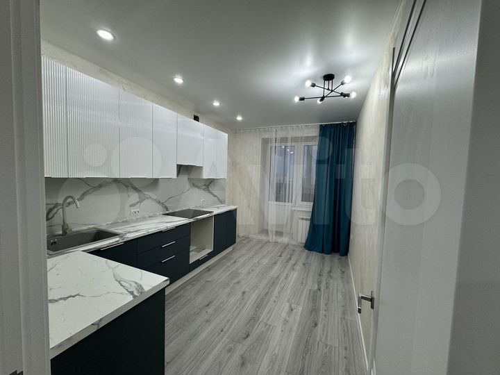 1-к. квартира, 42 м², 15/16 эт.