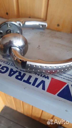 Дверная ручка