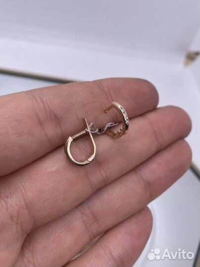 Золотые серьги детские 1.90 гр