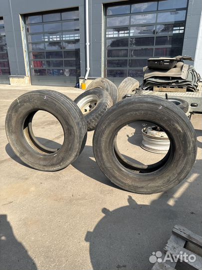 3 Грузовая шина Bridgestone R-Steer 001 315х70х22