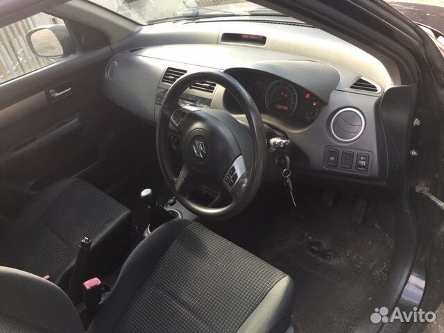 Разбор на запчасти Suzuki Swift