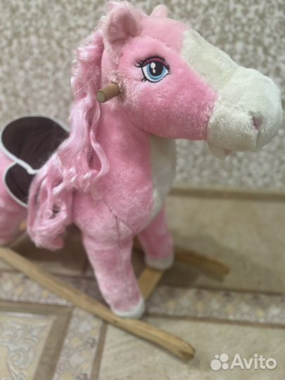 Детская качалка лошадь