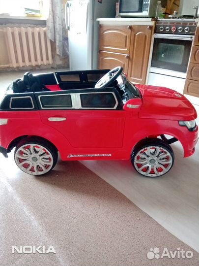 Продам детский электромобиль