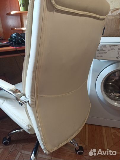 Компьютерное кресло