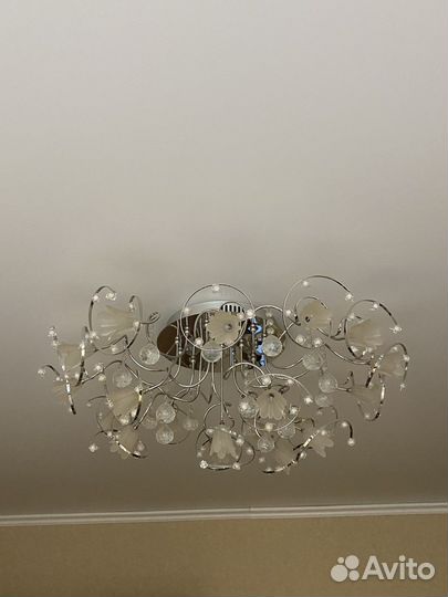 Люстра потолочная