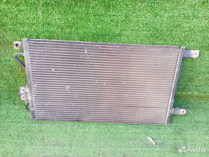 Радиатор кондиционера Mitsubishi Pajero Sport K94W
