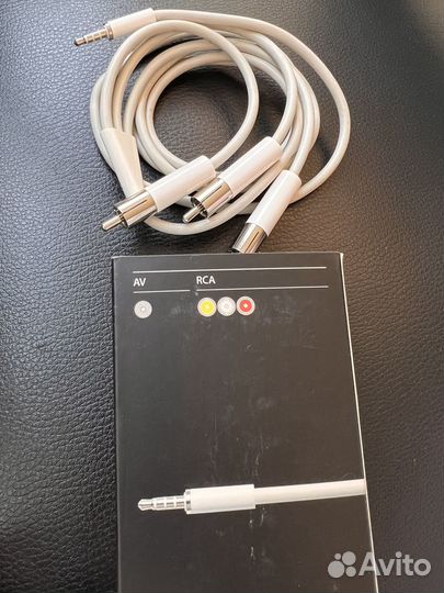 Apple iPod AV Cable M9765GA кабель для iPod, iPhon