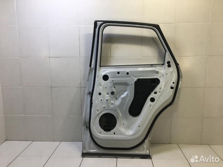 Дверь задняя правая Audi Q3 8UB