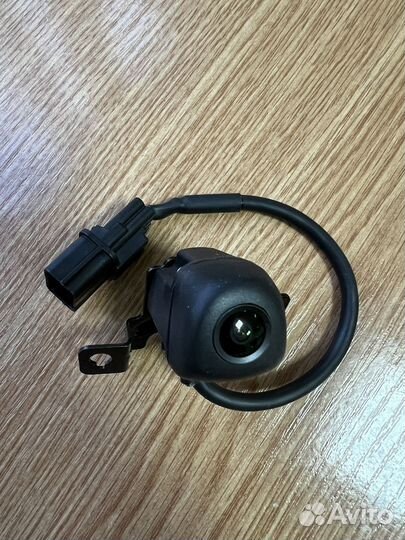 Камера парковочная Hyundai Santa Fe 957602W640