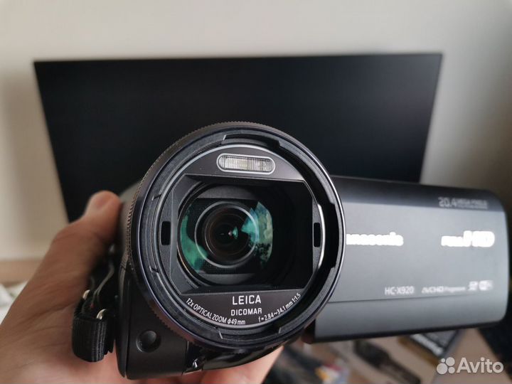 Видеокамера Panasonic HC X920