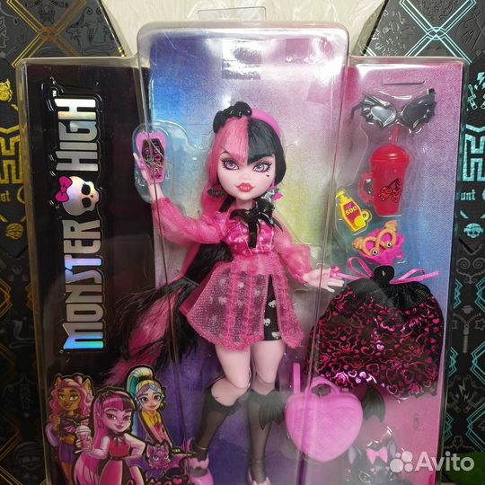 В наличии Кукла Monster High Дракулаура 2022