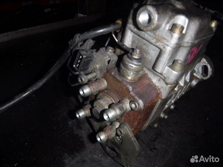 Топливный насос тнвд Volkswagen Golf