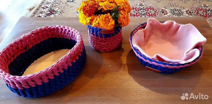 Вязаные корзинки ручной работы