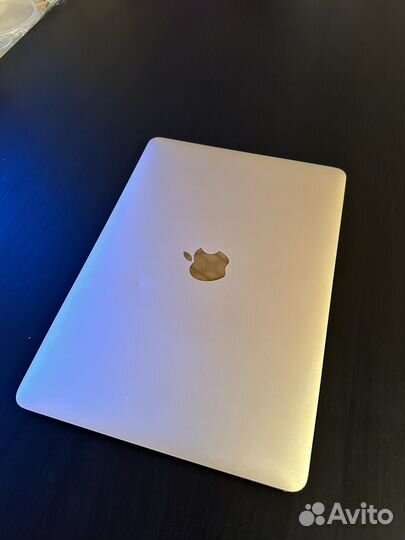 Apple MacBook Air 12-inch,Early 2015