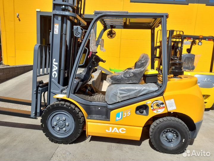 Вилочный погрузчик JAC CPCD35, 2023