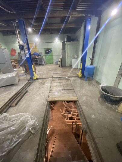 Гараж, > 30 м²