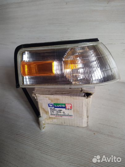 Габарит Mazda Capella 2161516 правый