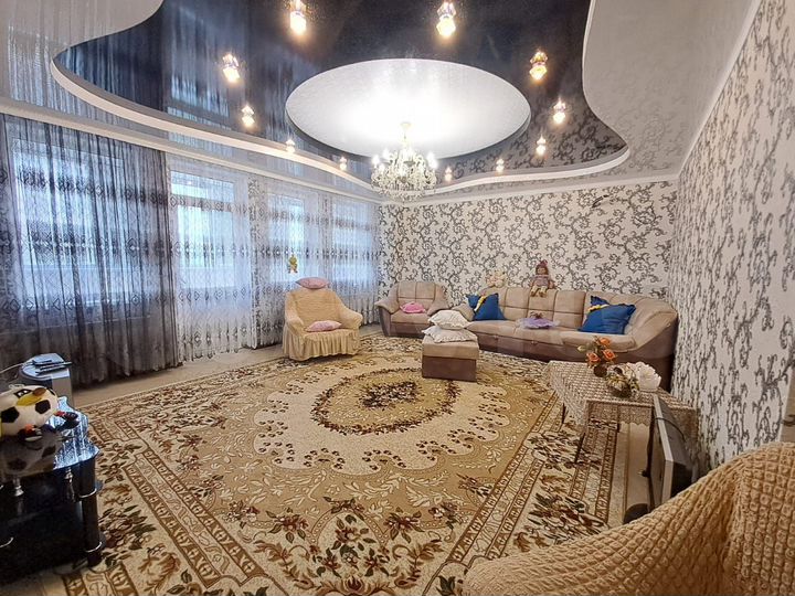 2-к. квартира, 93,4 м², 2/9 эт.