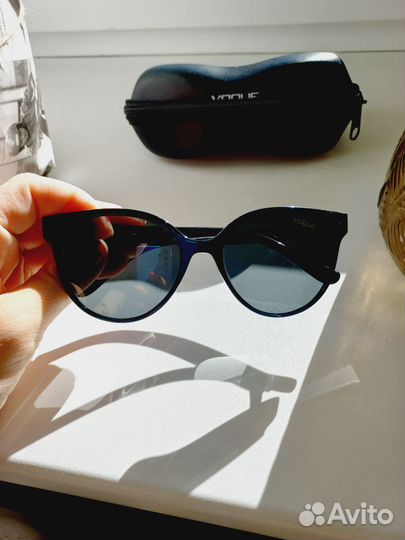 Очки Vogue