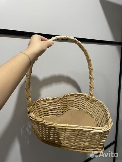Корзина плетеная