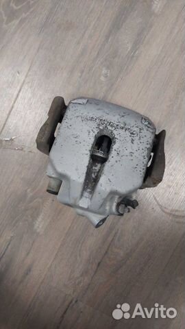 Суппорт передний Bmw 520I E39 M52 1996