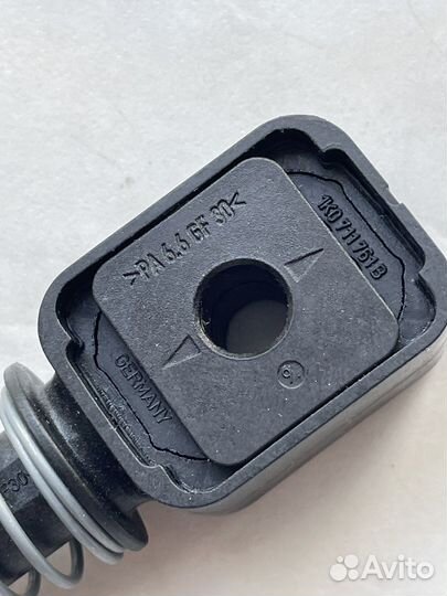 Фиксатор троса VAG skoda,audi, vw, seat