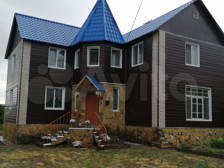 Дом 186,8 м² на участке 34,4 сот.