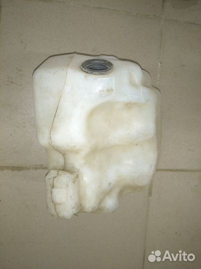 Бачок стеклоомывателя Renault Megane 2