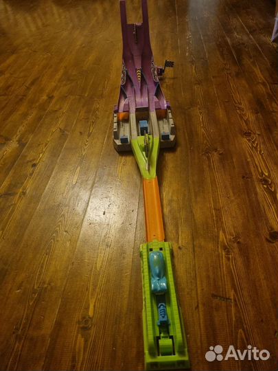 Гоночный трек hot wheels