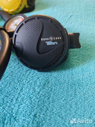 Регулятор для дайвинга Aqualung Titan