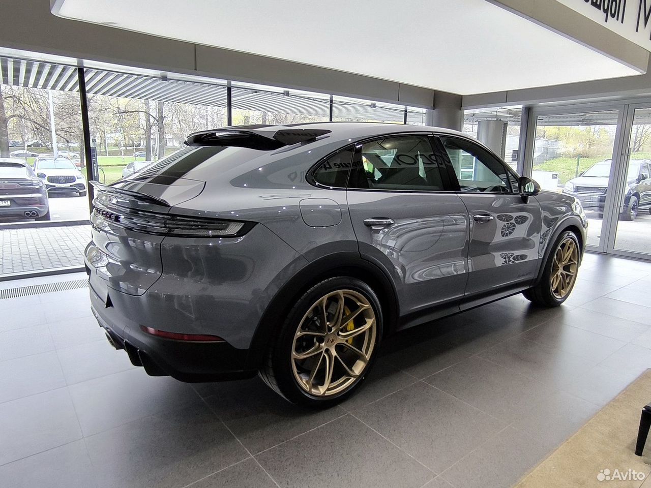 Porsche Cayenne Coupe 4.0 AT, 2026
