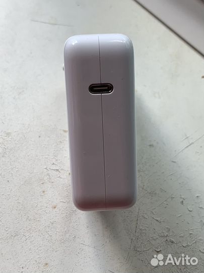 Блок питания Apple Type C 61 W