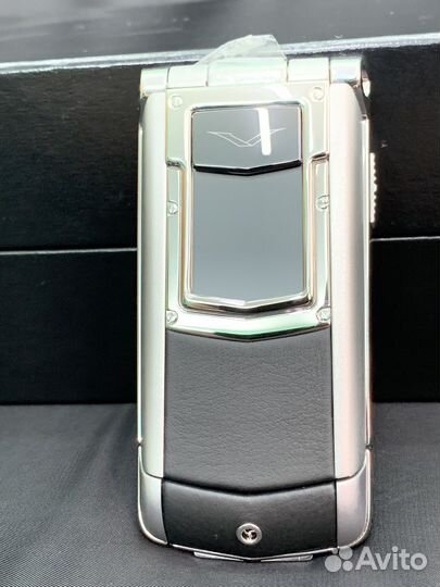 Vertu Constellation Ayxta