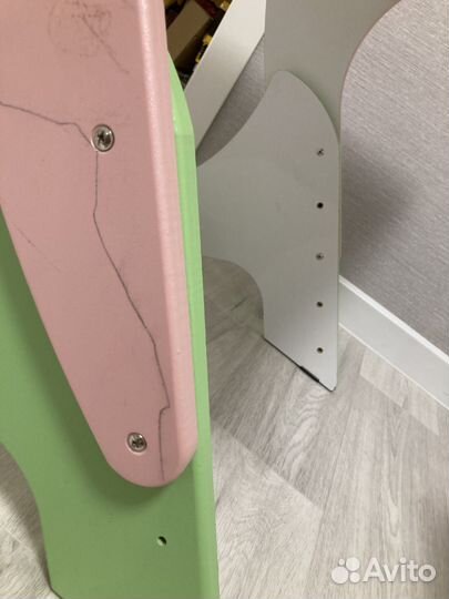 Деревянный ростовой стол и стульчик