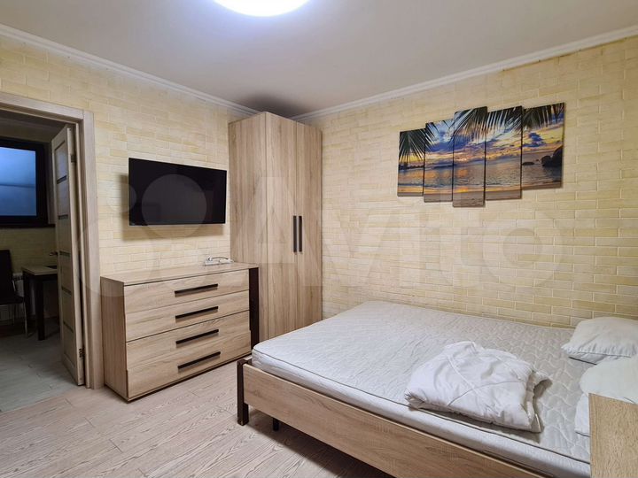 2-к. квартира, 40 м², 1/3 эт.