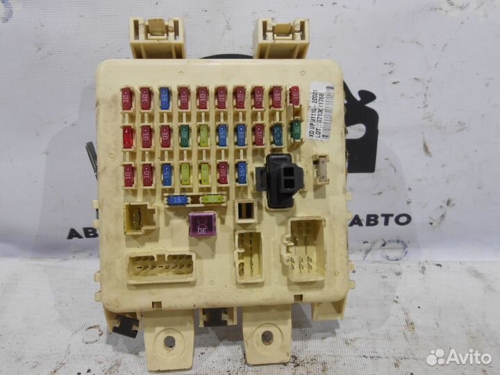 Блок предохранителей Hyundai Elantra XD 1.6l АКПП