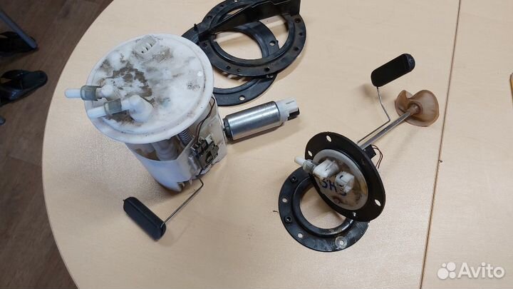 Насос топливный в сборе комплект 2шт