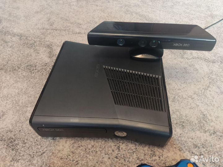 Прошитый Xbox 360 250Gb+Kinect+40 игр