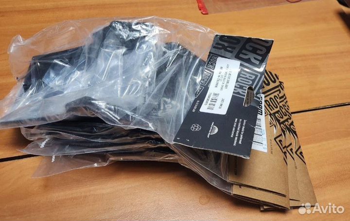 Крыло Rock Shox